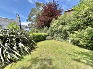 Photo 32- click for photo gallery